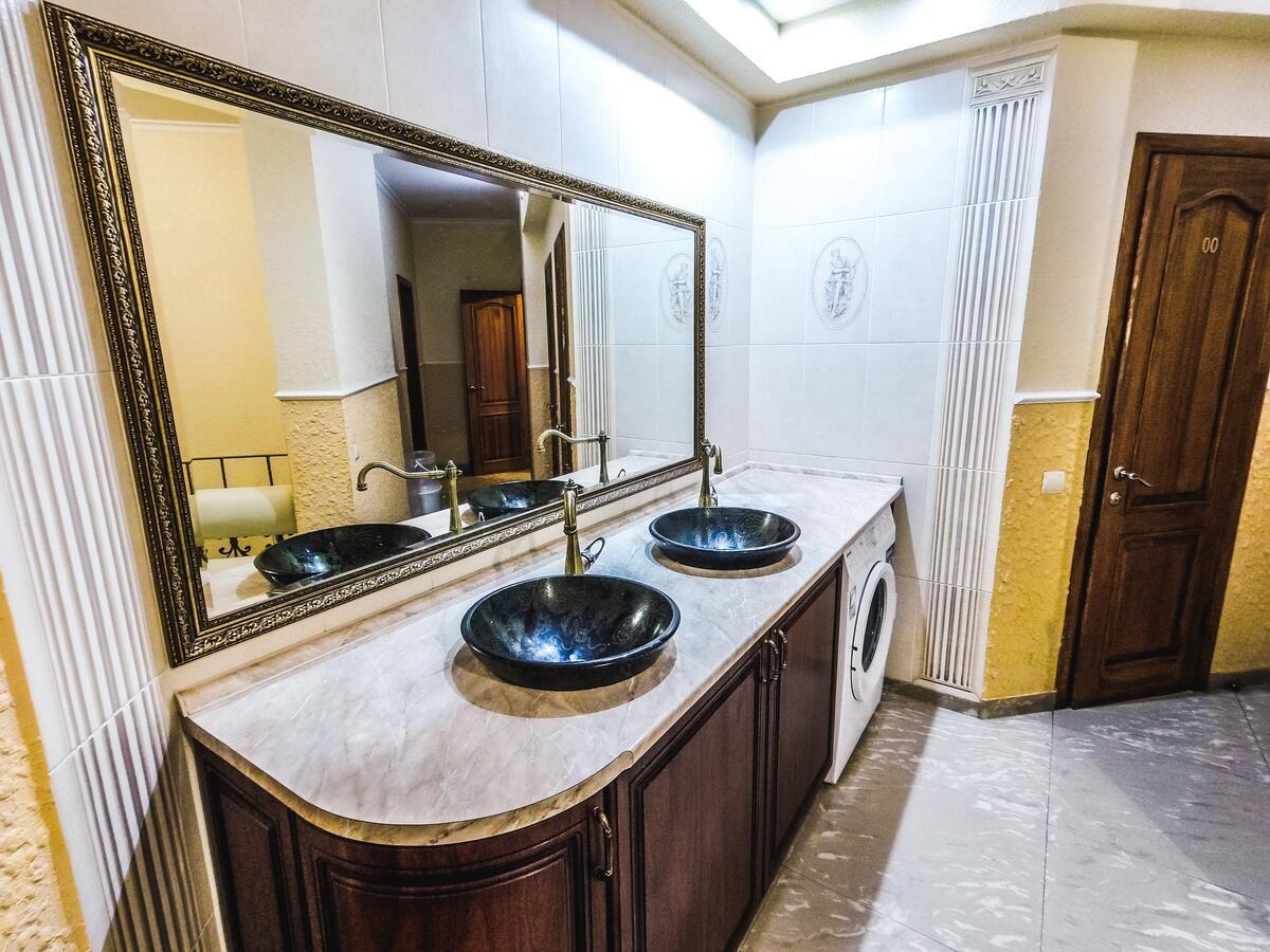 Auberge de jeunesse Saperka à Kiev Extérieur photo