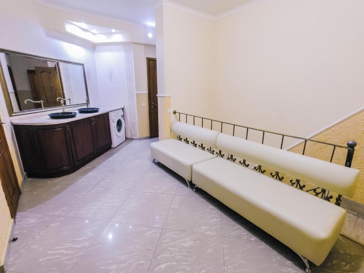 Auberge de jeunesse Saperka à Kiev Extérieur photo